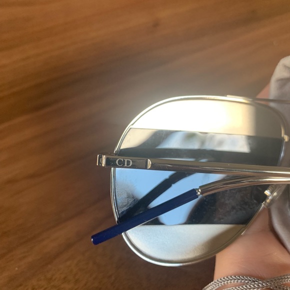 Christian Dior Split Aviator Sunglasses - Picture 4 of 4